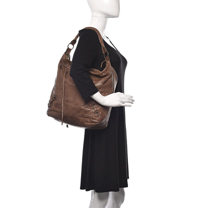 Balenciaga Agneau Classic Hardware Day Hobo Sienna 2 of 19