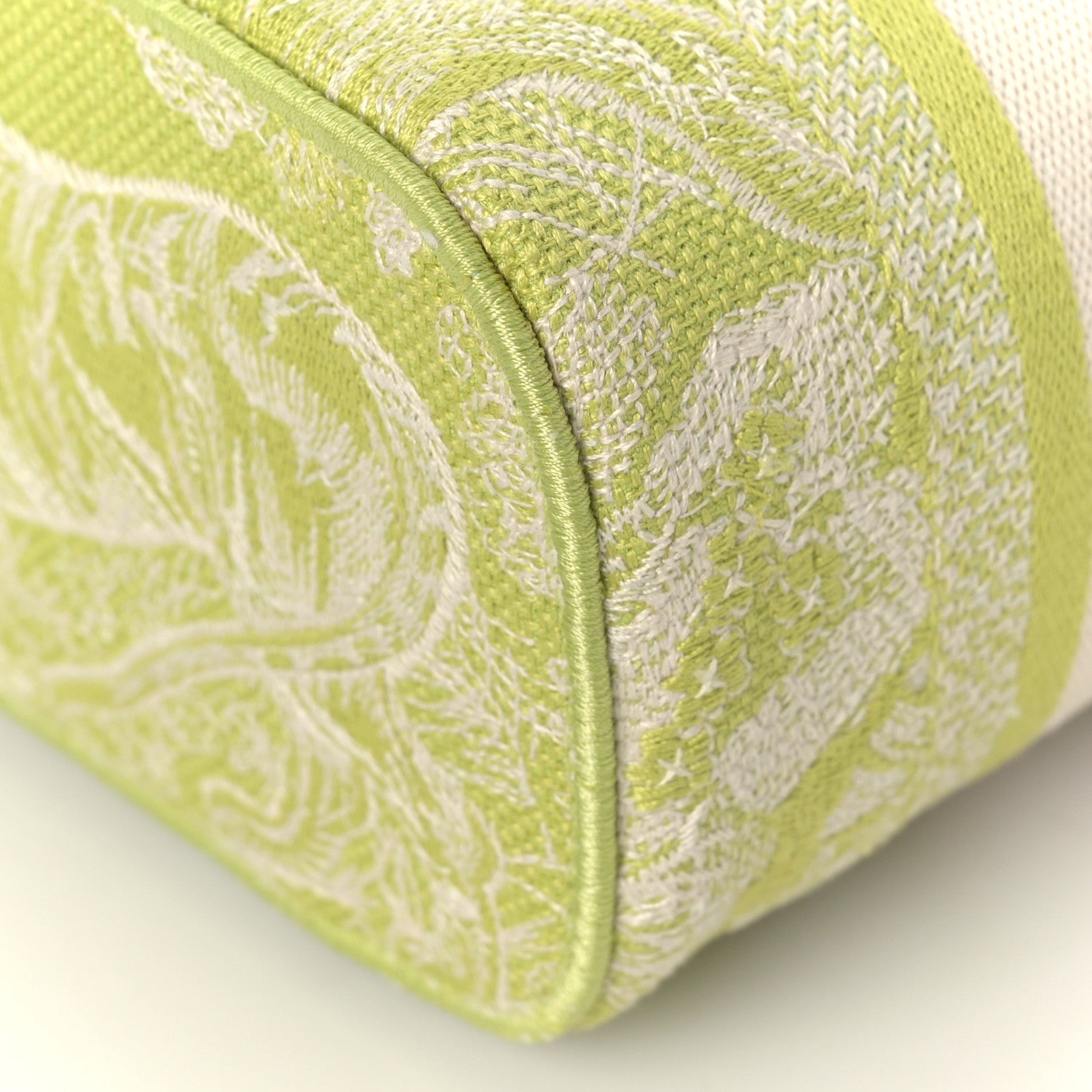 Christian Dior Canvas Embroidered Toile De Jouy Small Travel Vanity Case Green 7 of 7