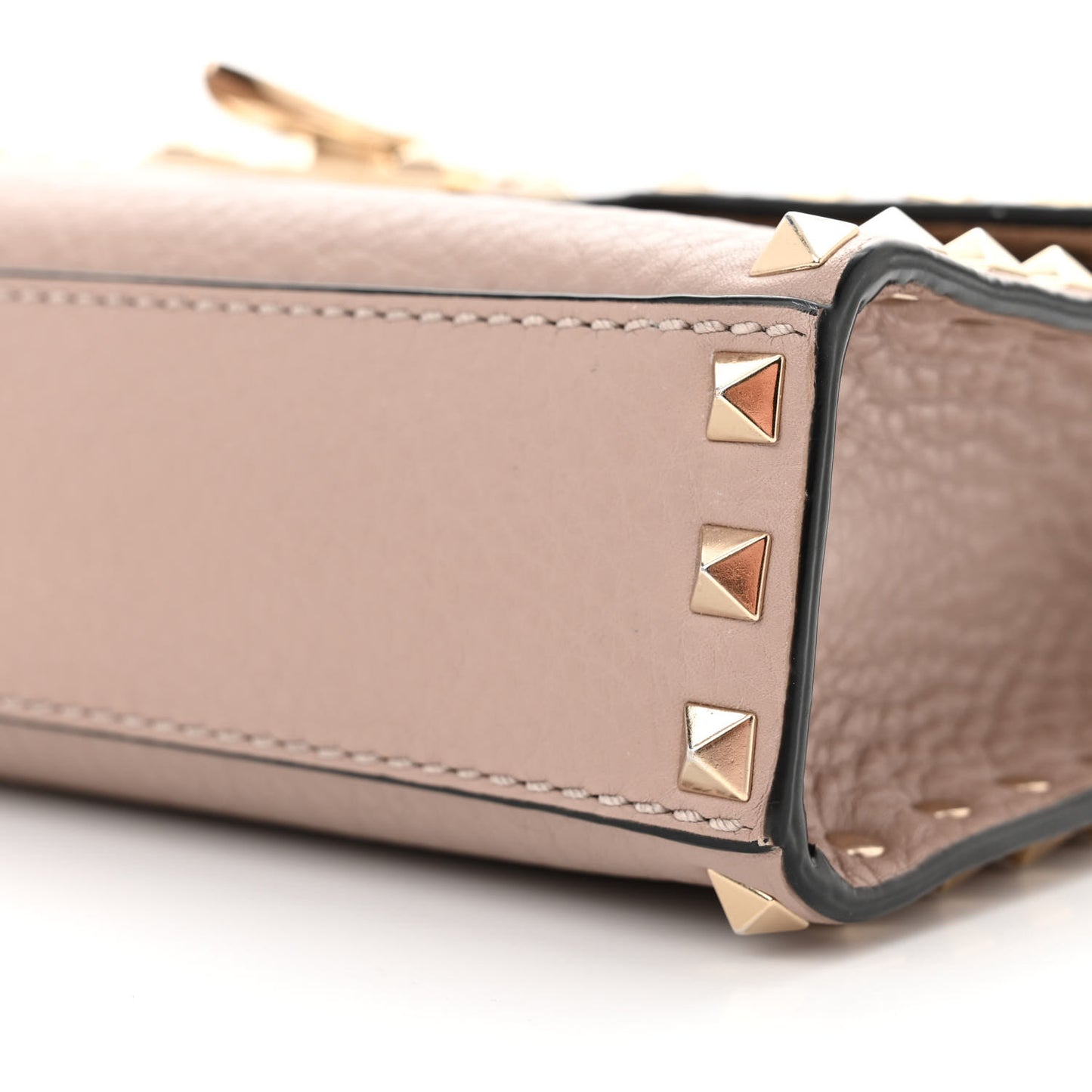 Pebbled Calfskin Medium Rockstud Flip Lock Crossbody Bag Poudre
