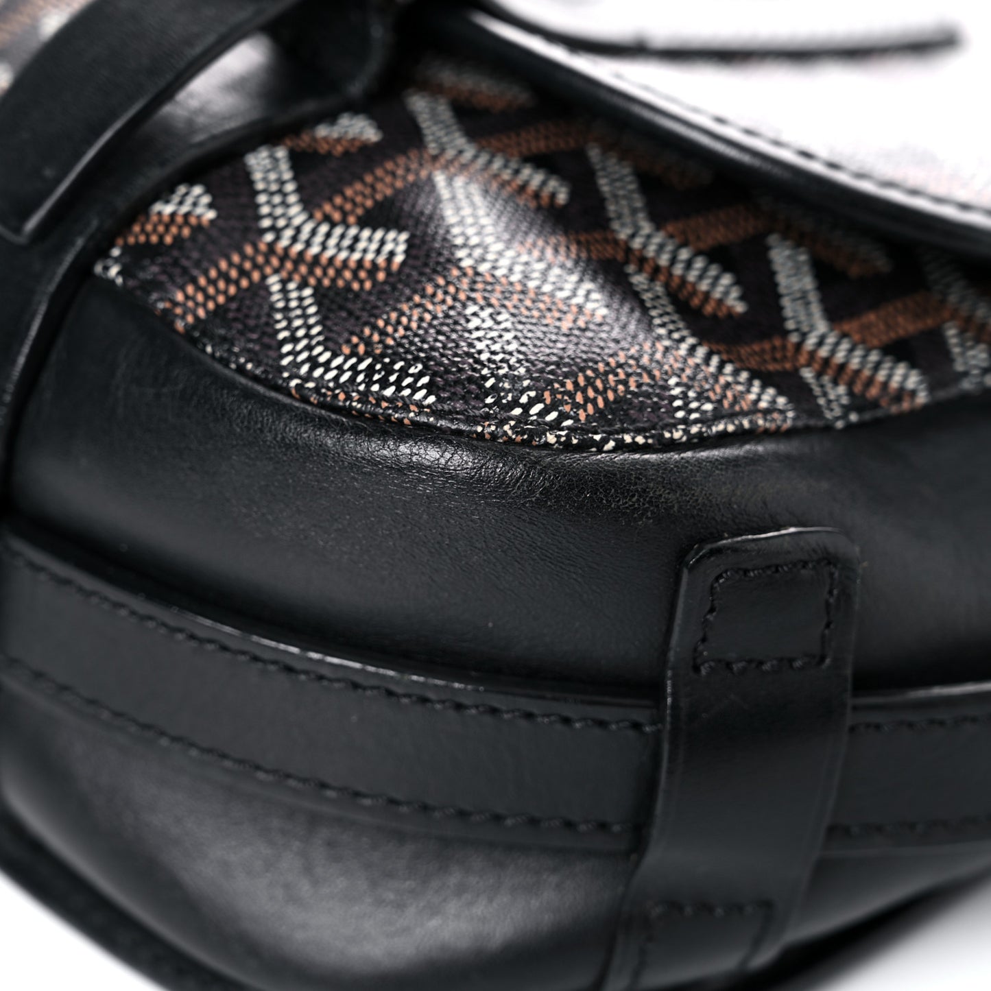 Goyardine Belvedere MM Messenger Bag Black