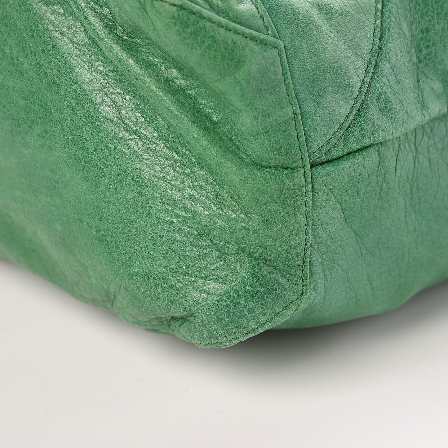 Agneau Classic Hardware Day Hobo Pommier