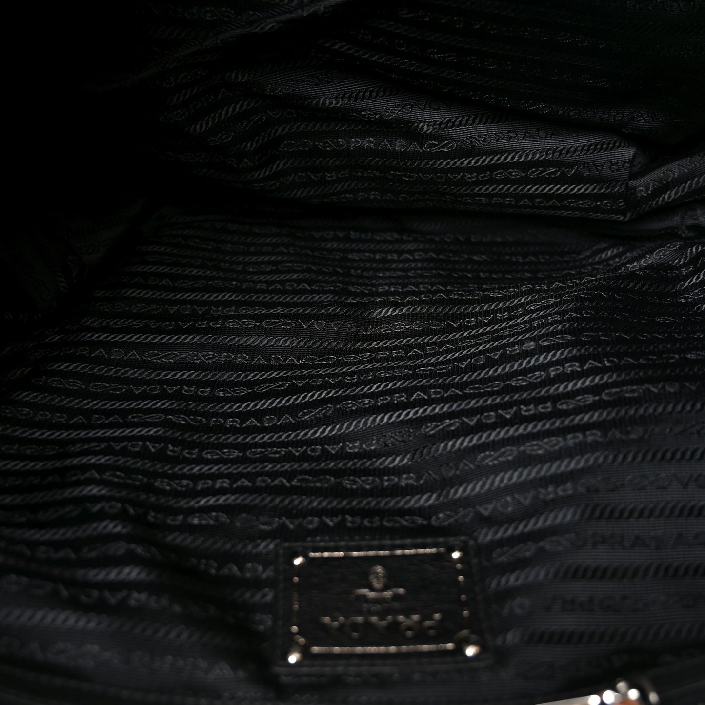 Soft Calf Chain Tote Black