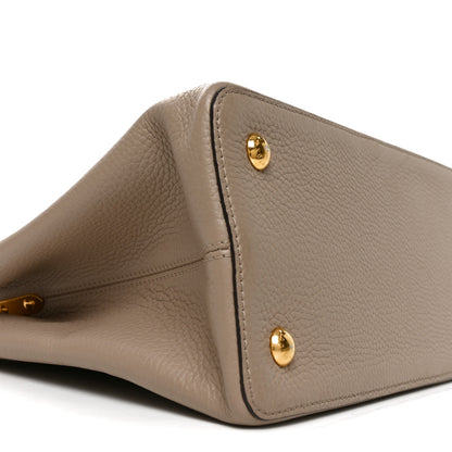 Louis Vuitton Taurillon Capucines MM Galet 8 of 9
