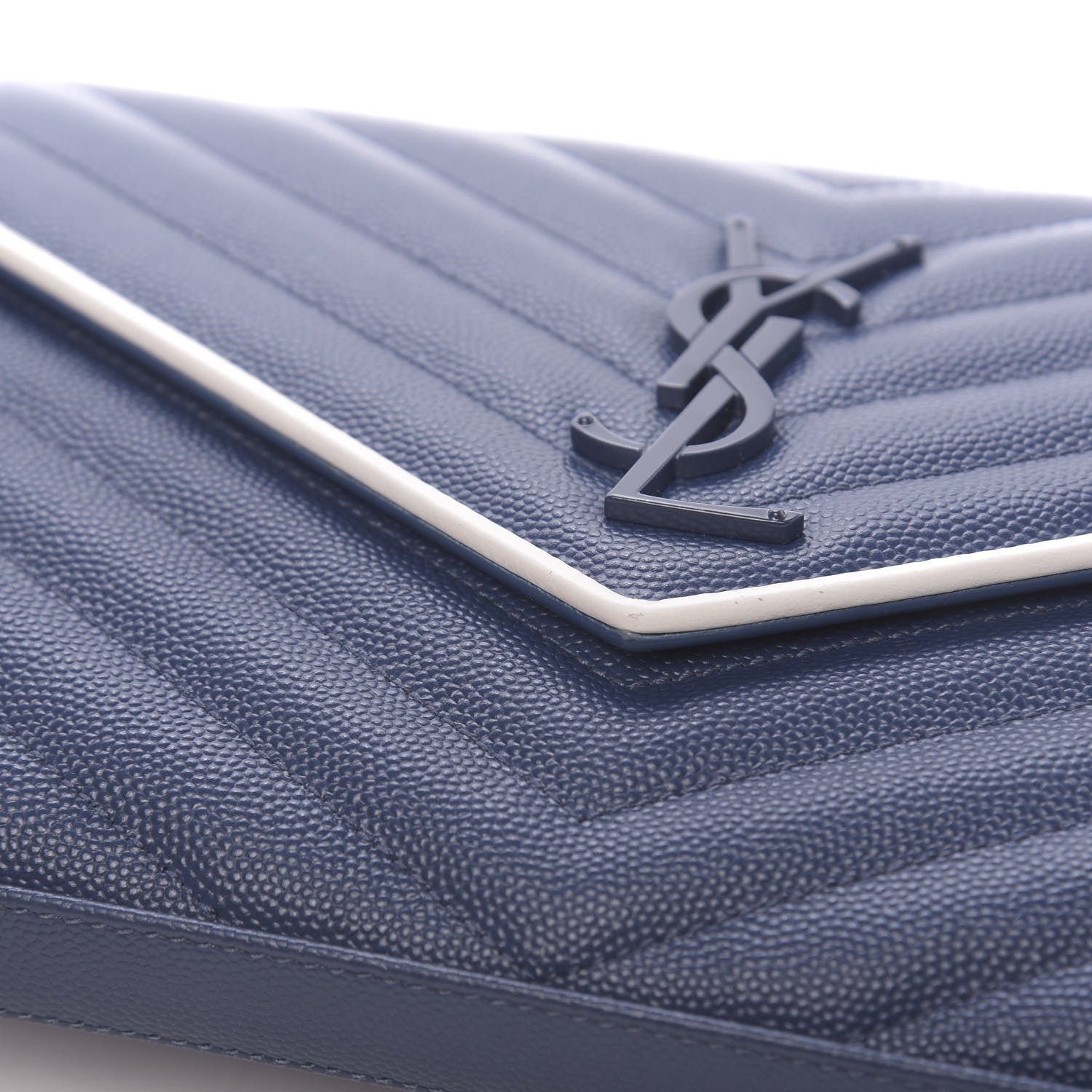 Saint Laurent Grain De Poudre Matelasse Monogram Chain Wallet Denim Bianco Ottico 9 of 14