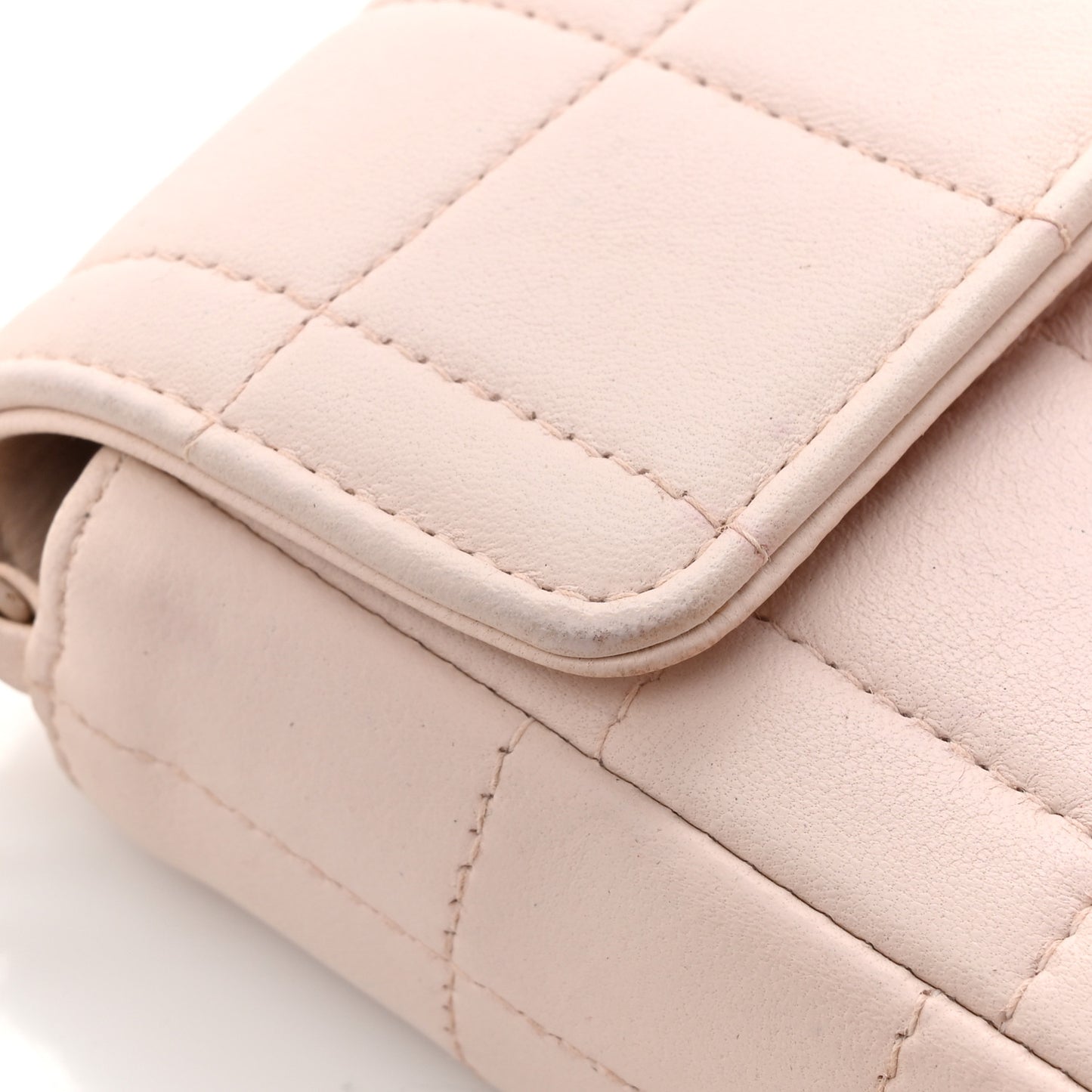 Lambskin East West Chocolate Bar Flap Pink