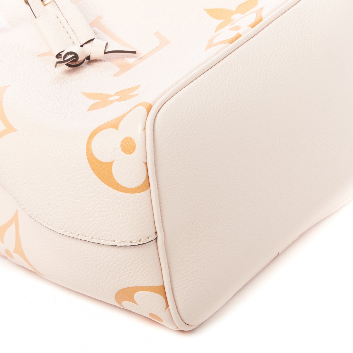 Empreinte Monogram Giant By The Pool Neonoe BB Cream Saffron