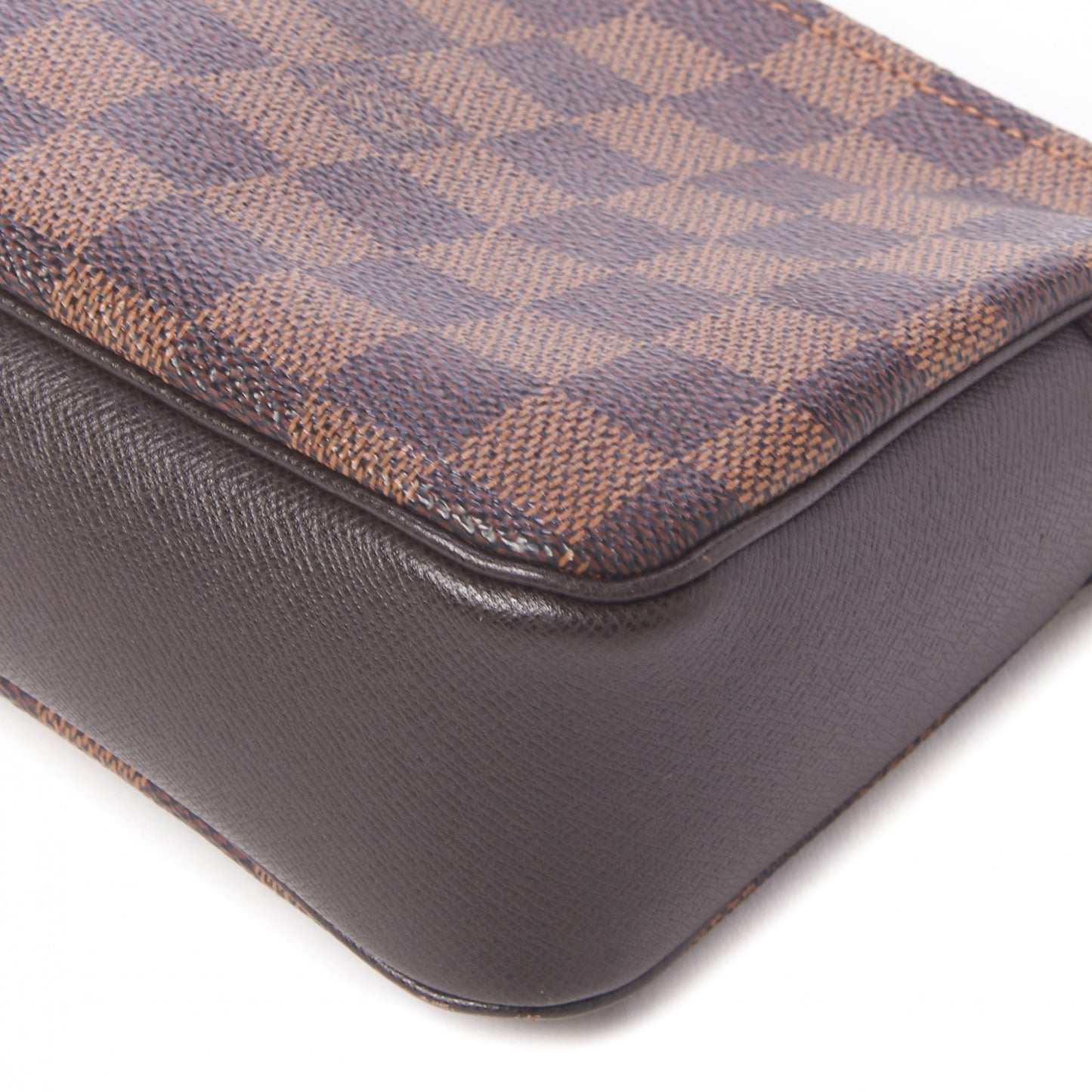 Damier Ebene Trousse Make Up Bag Pochette