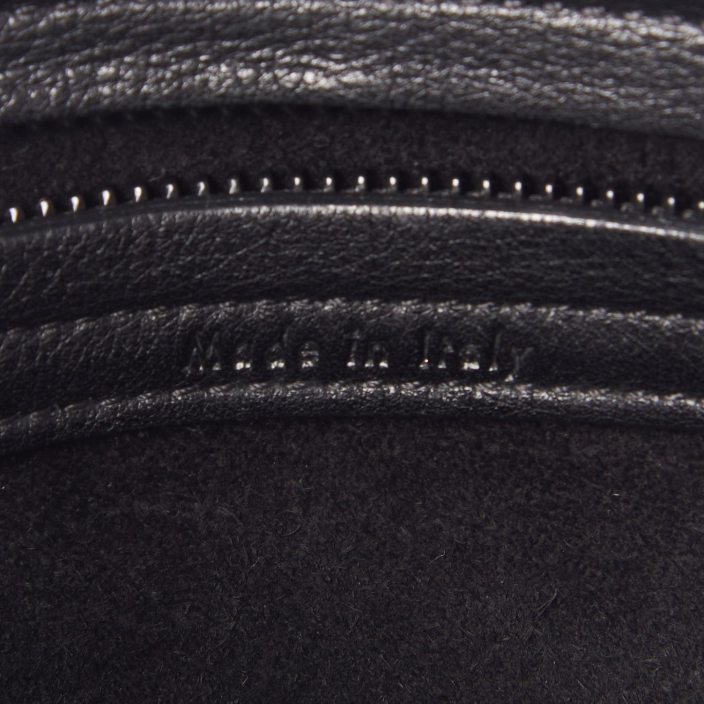 Grained Calfskin Medium Phantom Luggage Black