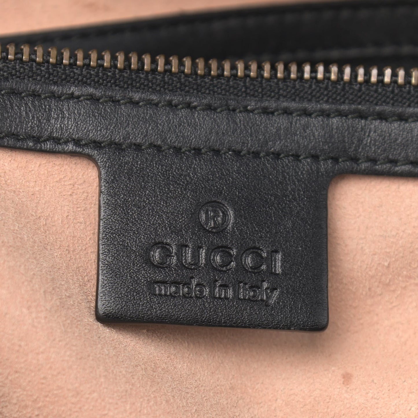 Calfskin Matelasse Medium GG Marmont Chain Shoulder Bag Black