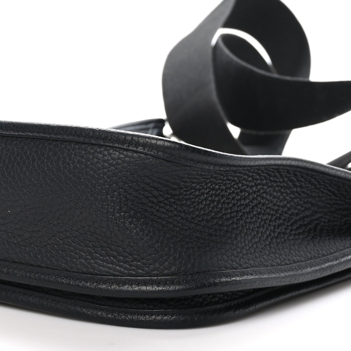 Taurillon Clemence Evelyne III PM Black