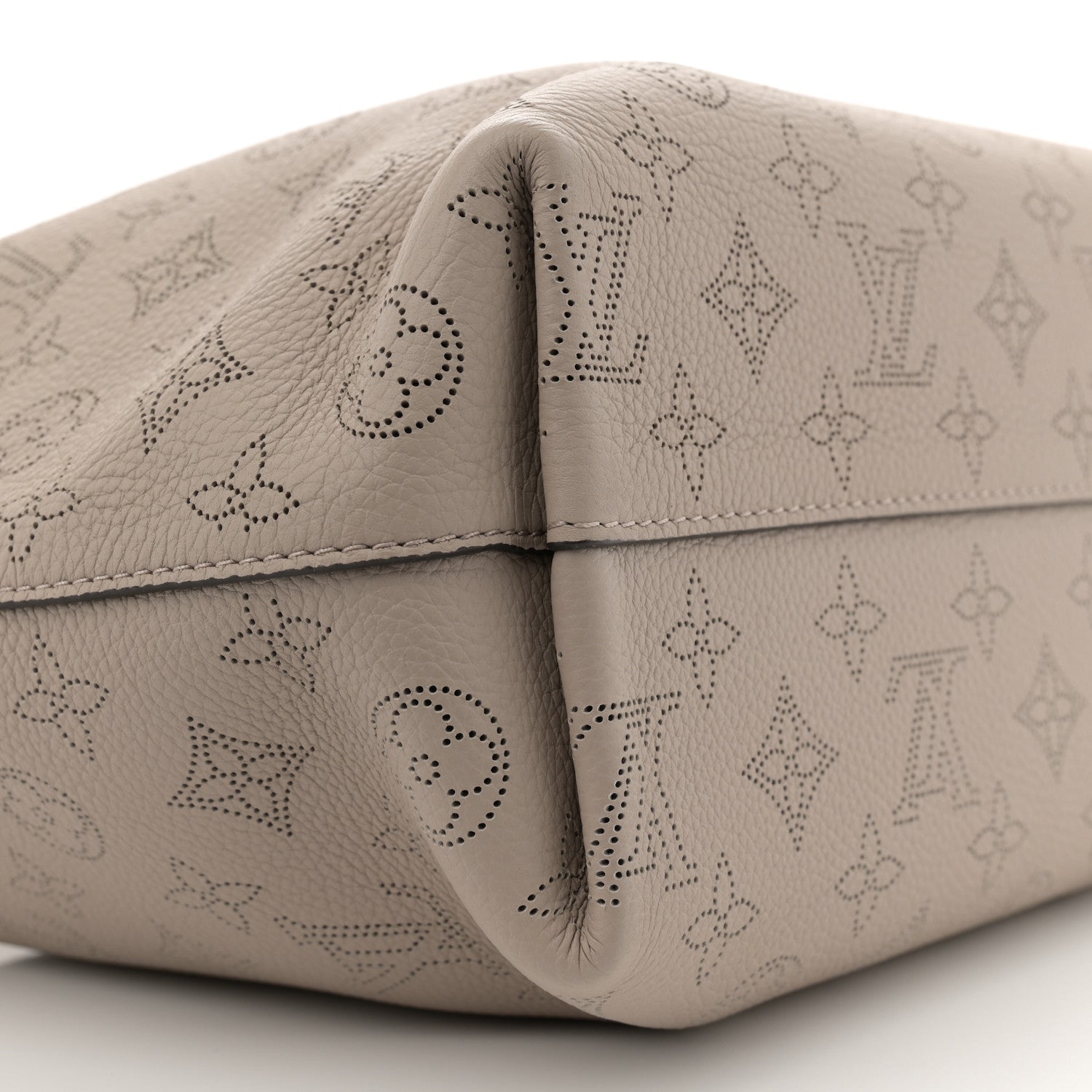 Louis Vuitton Mahina Why Knot MM Galet 8 of 9