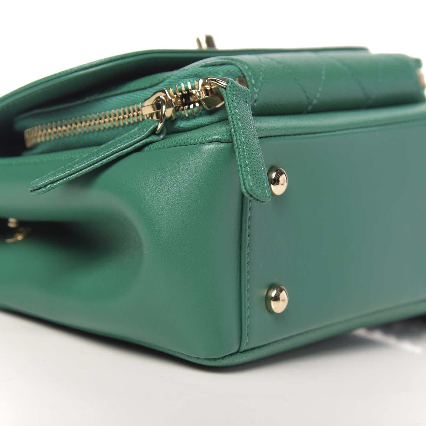 Caviar Quilted Mini Business Affinity Flap Green
