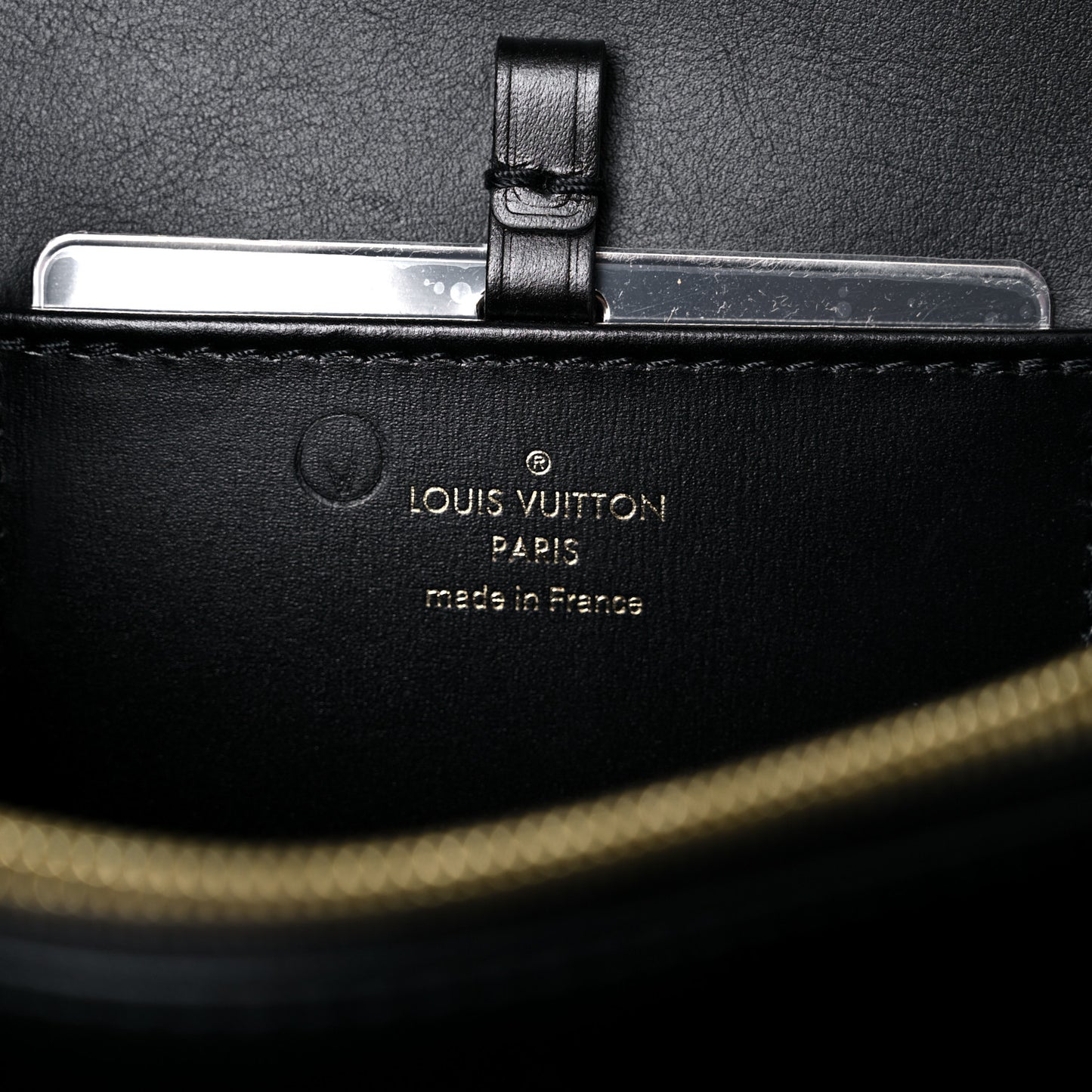 Grained Smooth Calfskin Rose Des Vents MM Black