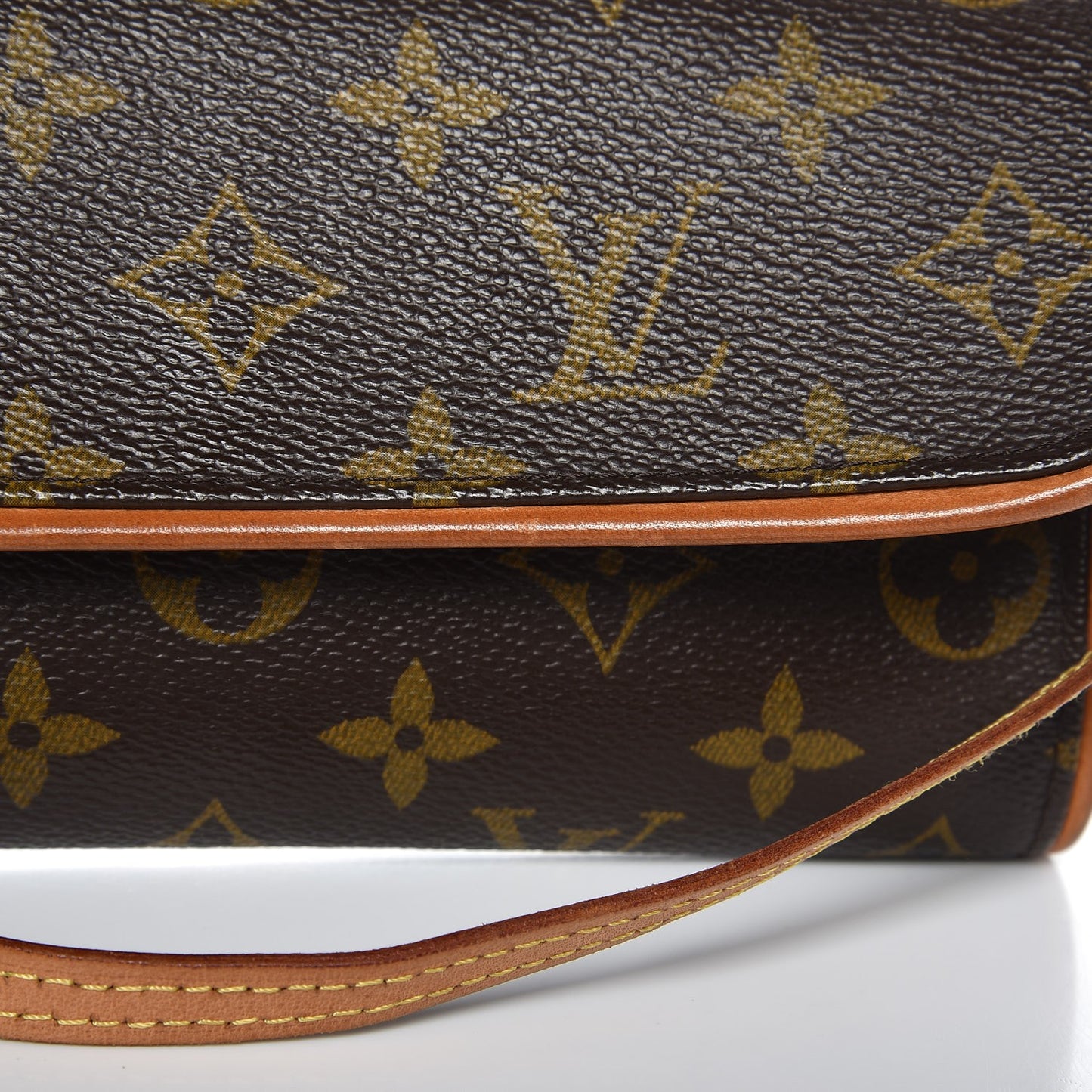Monogram Pochette Twin PM