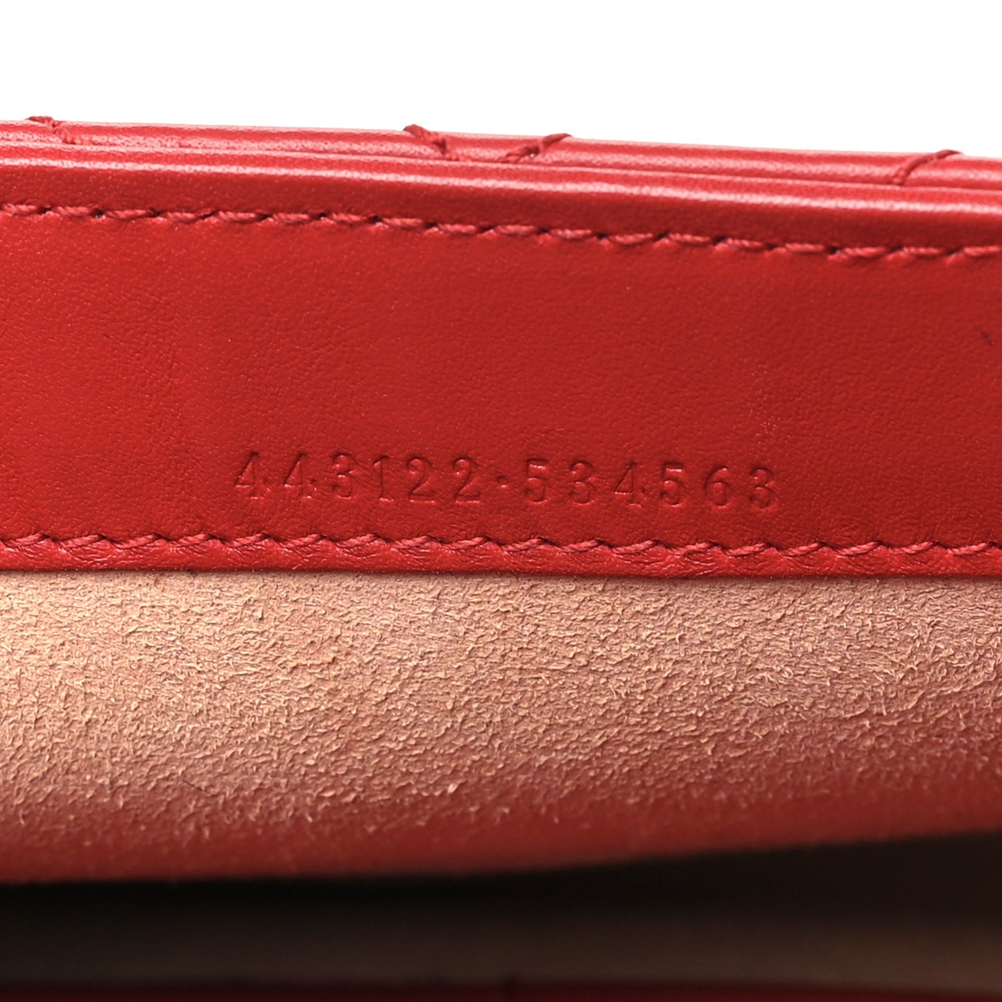Calfskin Matelasse Mini GG Marmont Chain Wallet Hibiscus Red