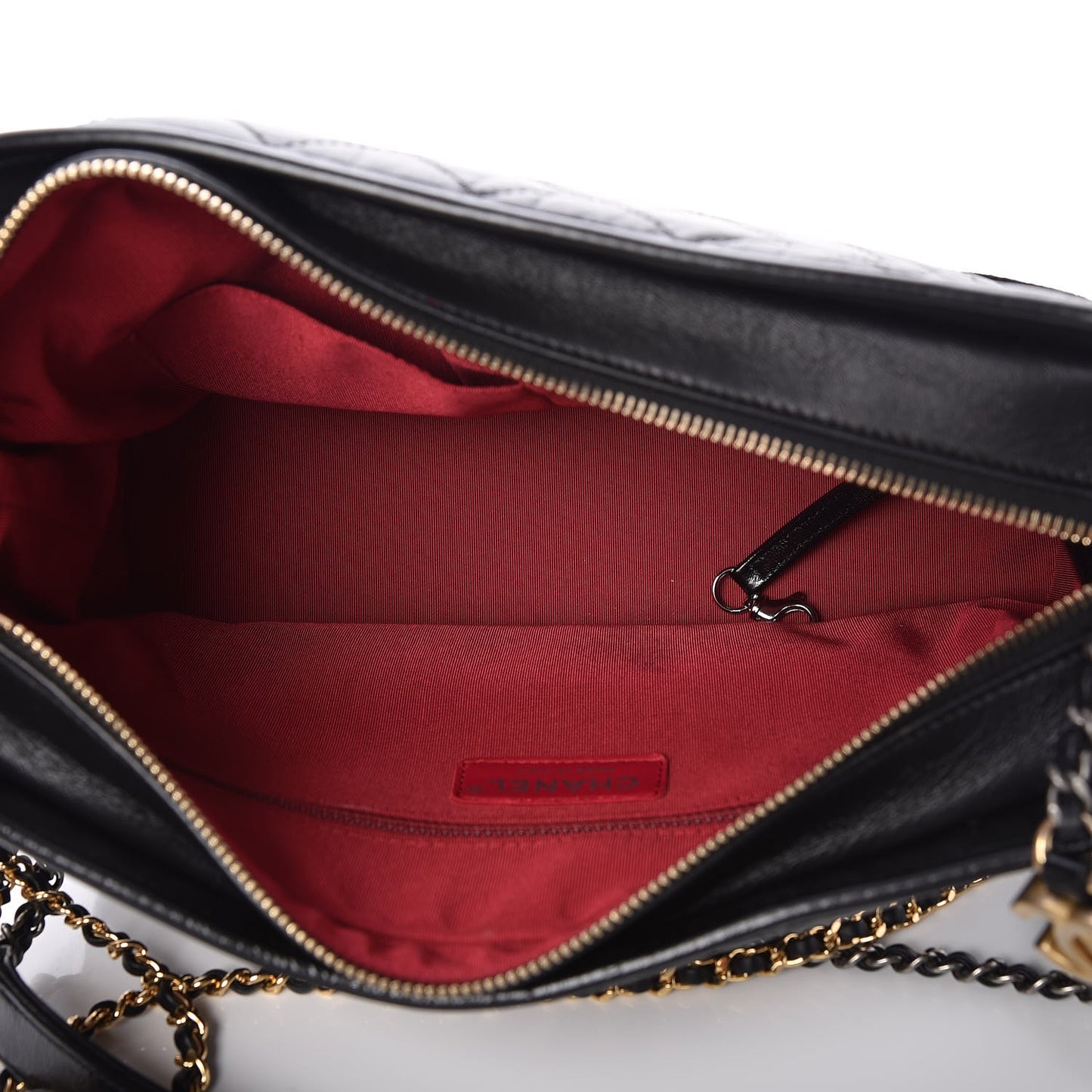 Aged Calfskin Quilted Medium Gabrielle Hobo Black