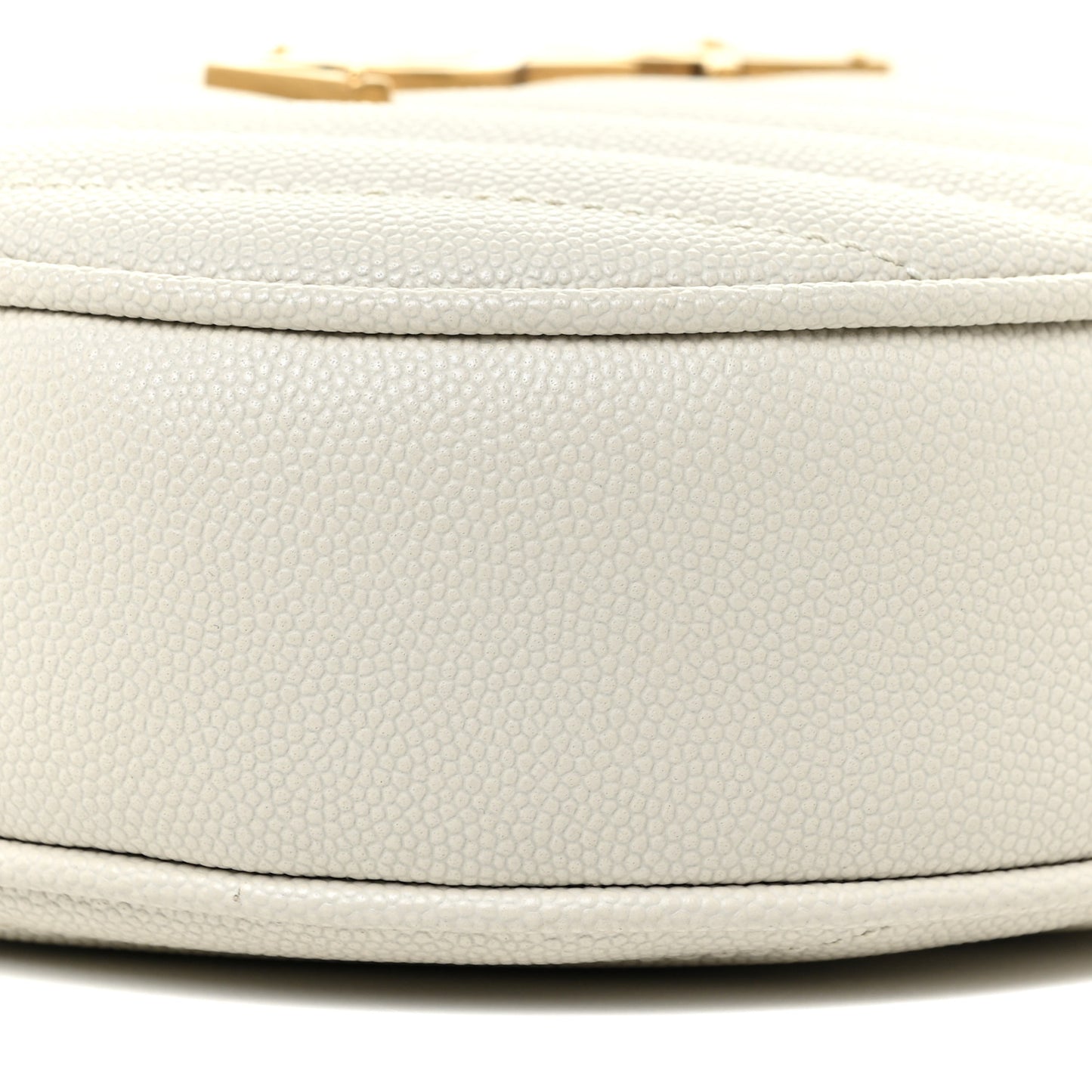 Grain De Poudre Matelasse Chevron Quilted Round Vinyle Camera Bag Crema Soft