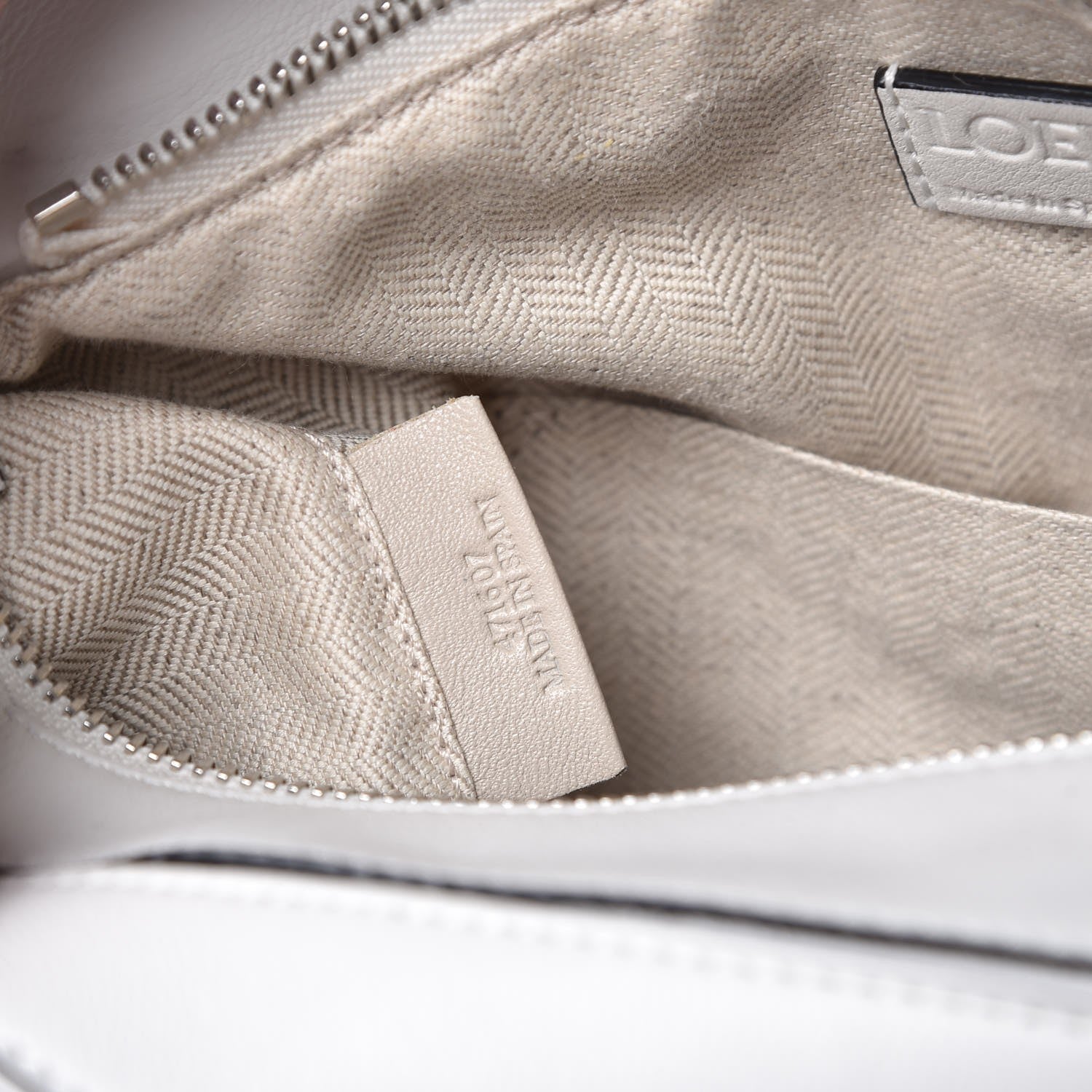 Loewe Calfskin Small Puzzle Bag White 7 of 8