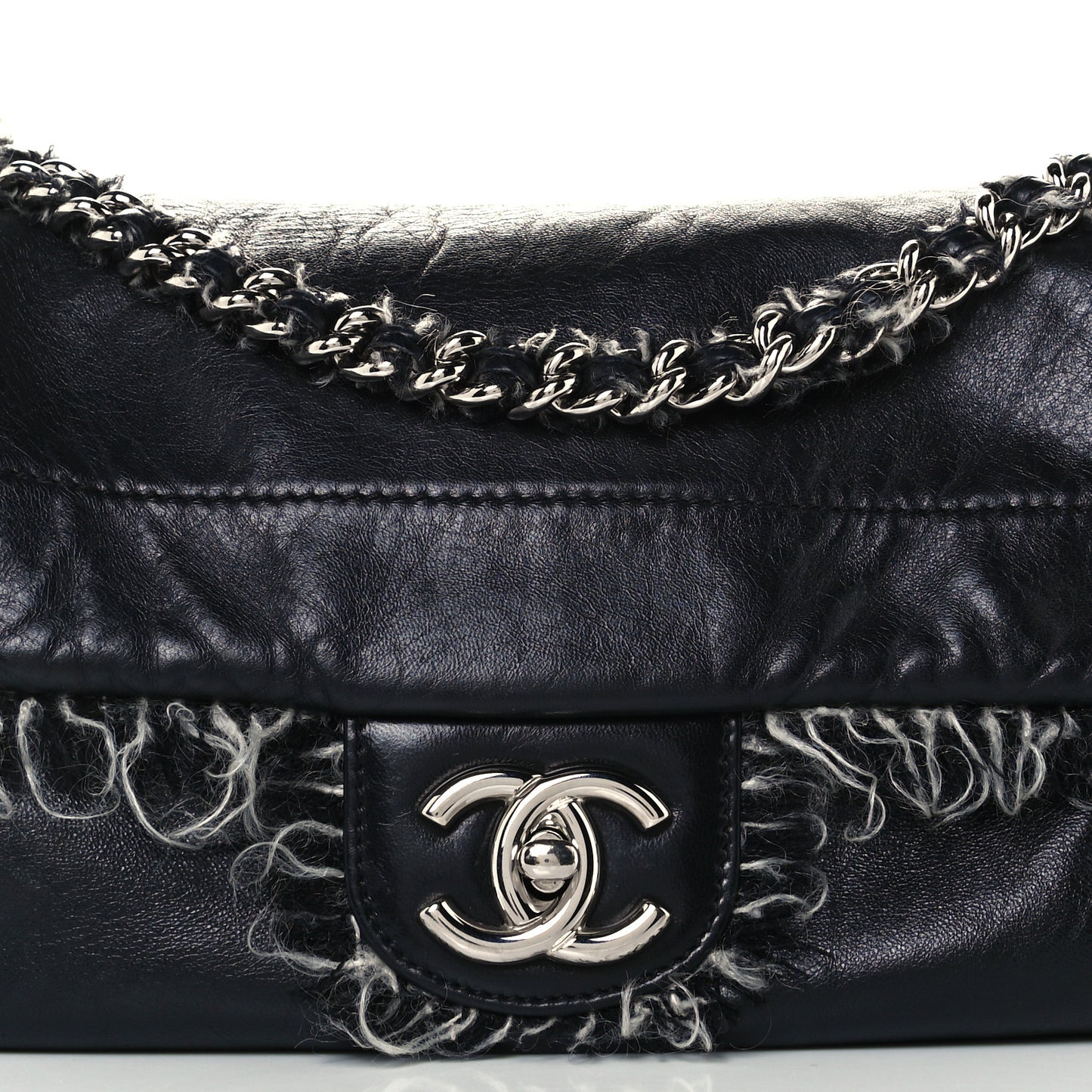 Lambskin Tweedy Flap Black