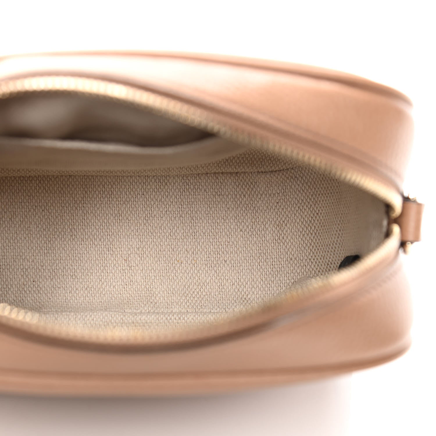 Gucci Pebbled Calfskin Small Soho Disco Bag Camelia 4 of 8