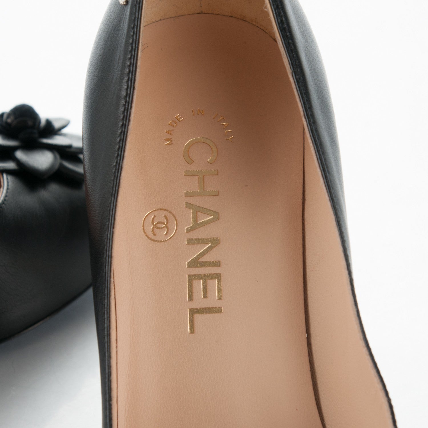 Chanel Lambskin Camellia Pumps 38.5 Black 5 of 7