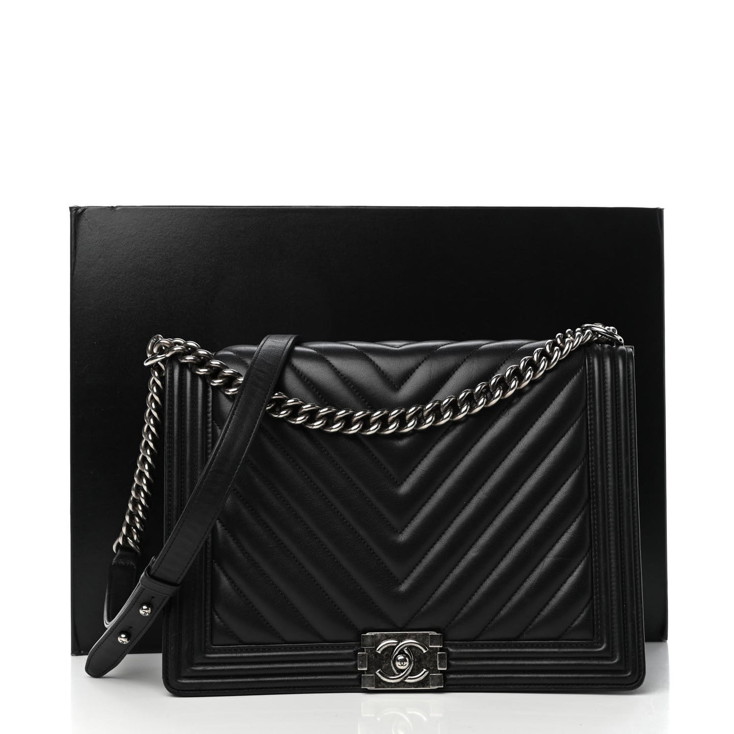Calfskin Chevron Quilted Large Boy Flap Black