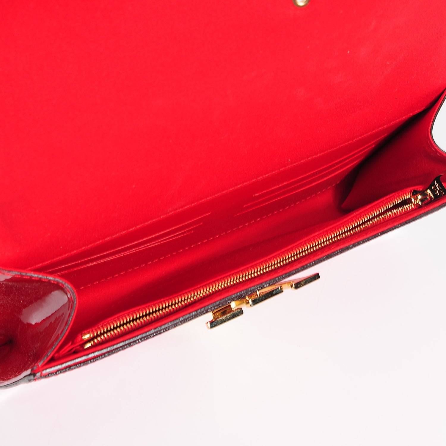 Louis Vuitton Patent Louise Clutch Rouge 5 of 7