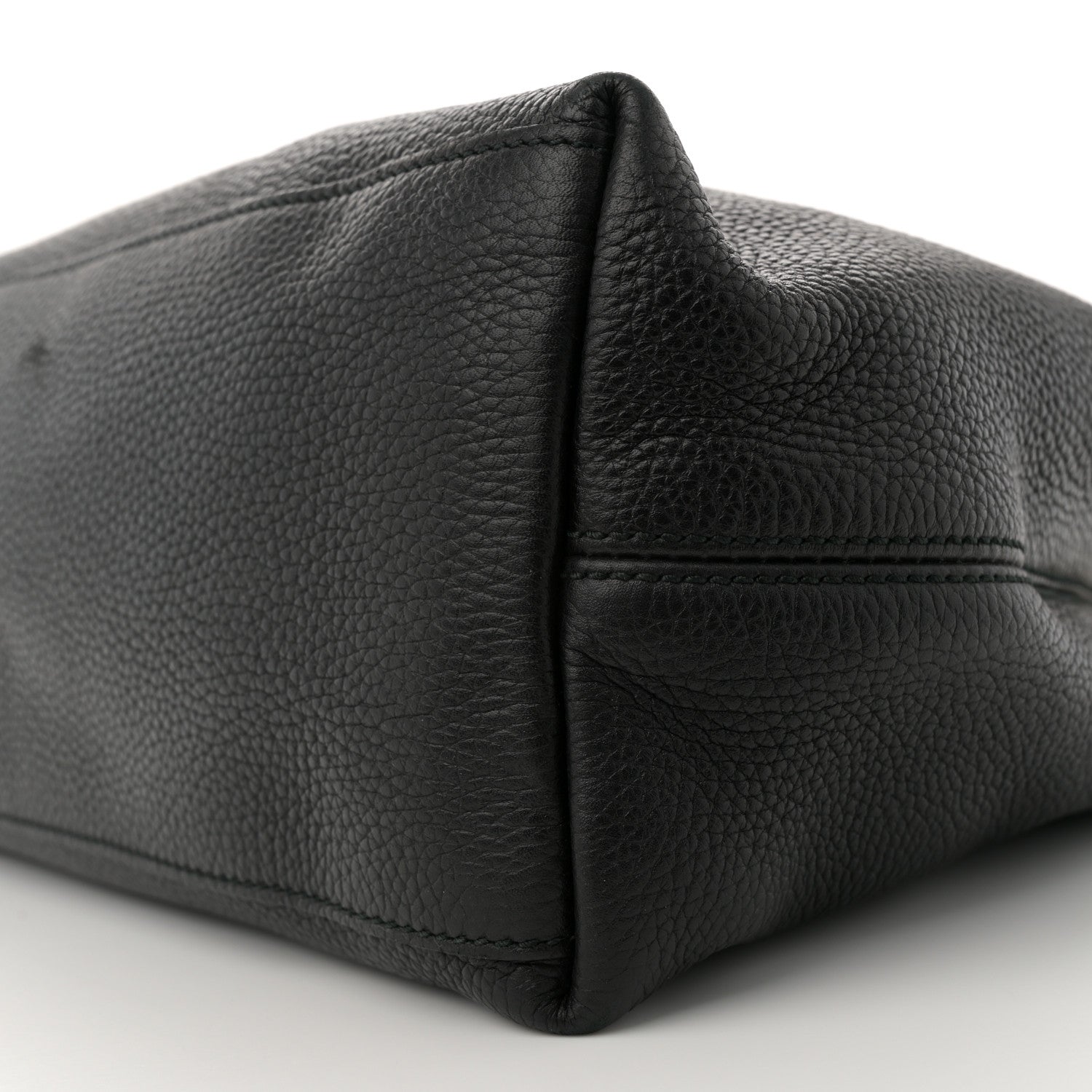 Gucci Pebbled Calfskin Medium Soho Chain Shoulder Bag Black 10 of 12