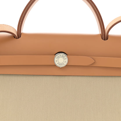 Hermes Toile Militaire Vache Hunter Laque Herbag Zip Retourne PM 31 Beton Naturel Sable Nata 9 of 13