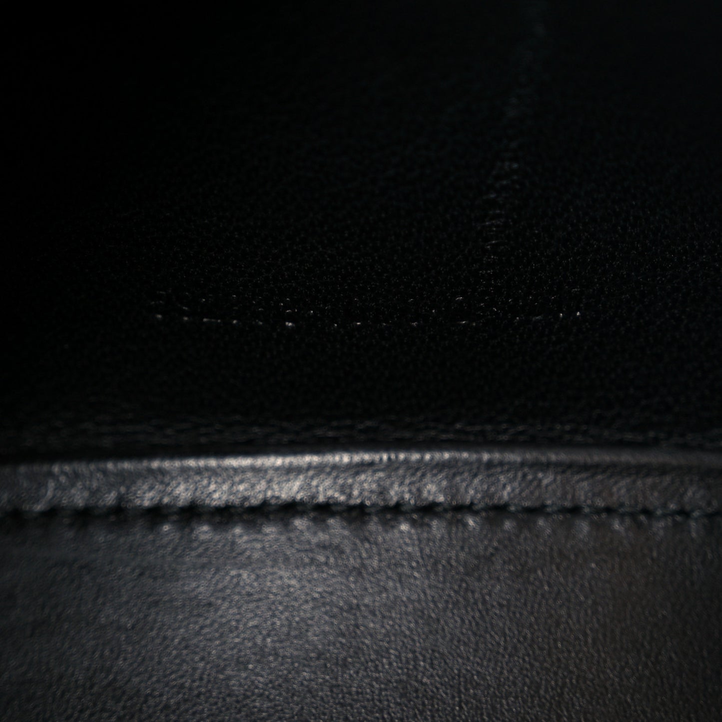 Shiny Box Calfskin Hourglass Top Handle Bag XS Black