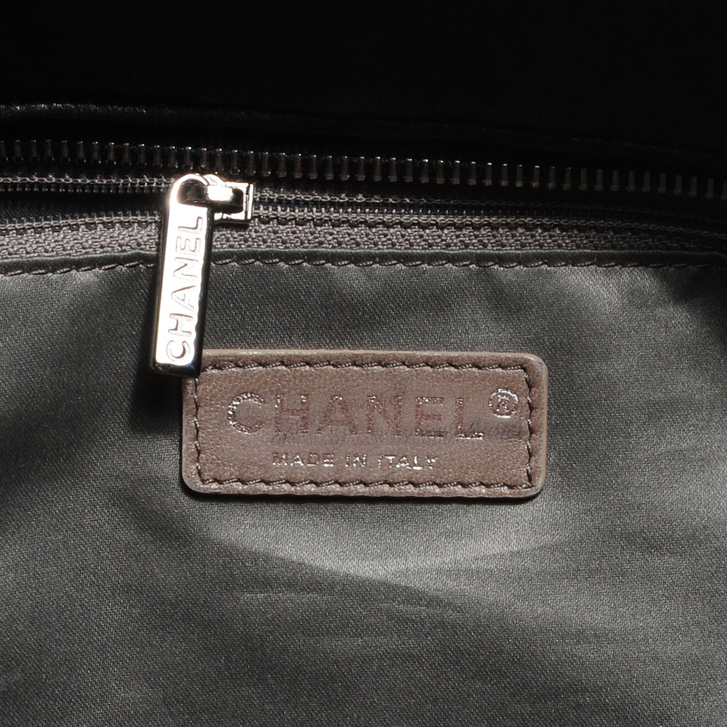 Lambskin East West Sharpei Shopping Tote Black