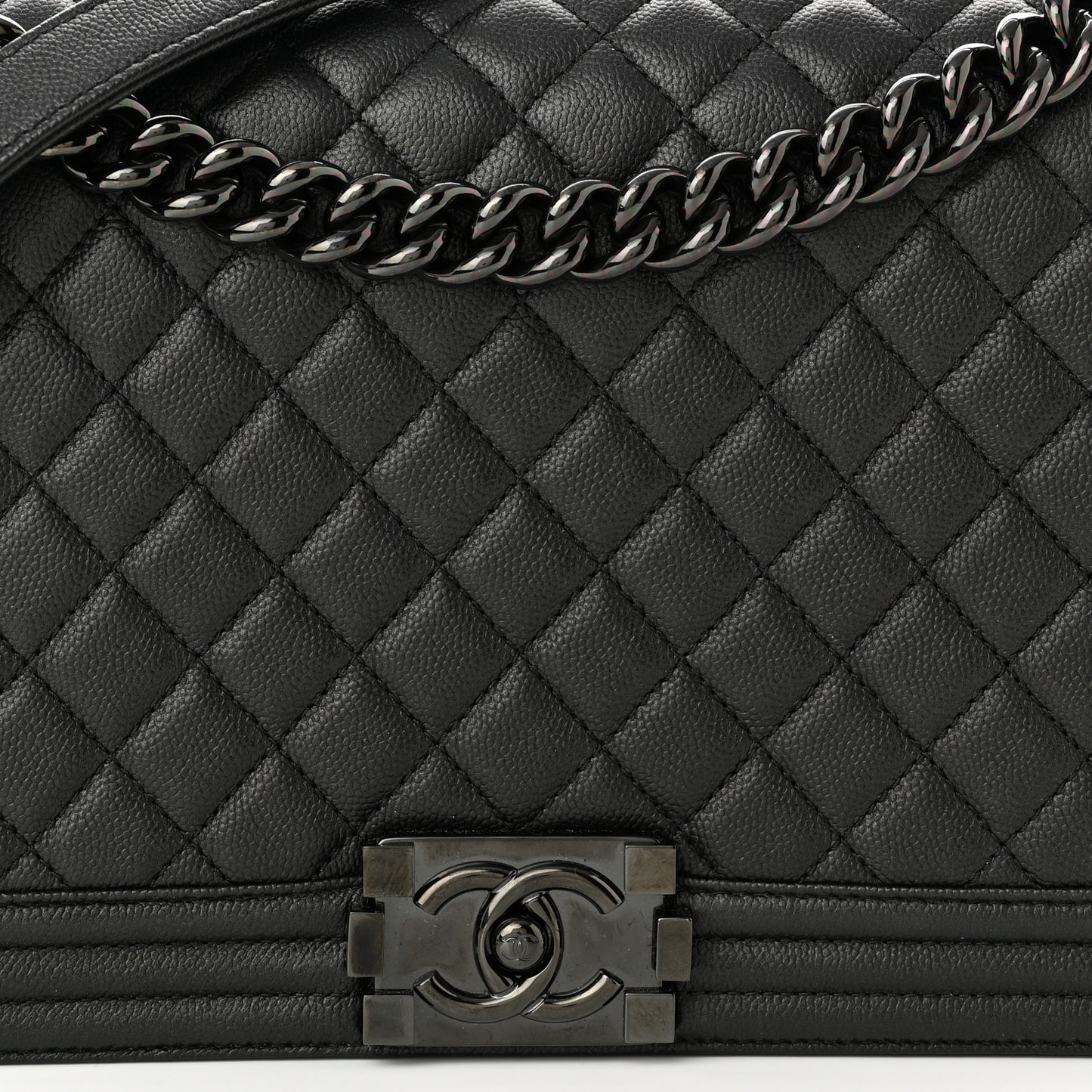 Caviar Quilted New Medium Boy Flap So Black