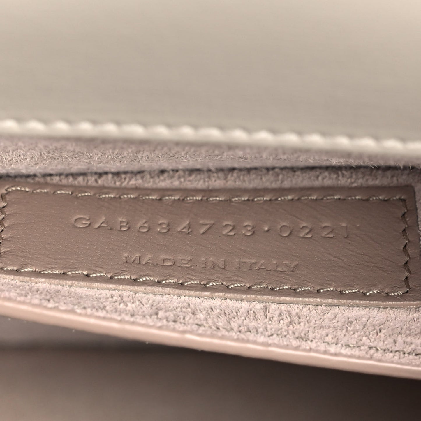 Calfskin Medium Monogram Sunset Crema Soft