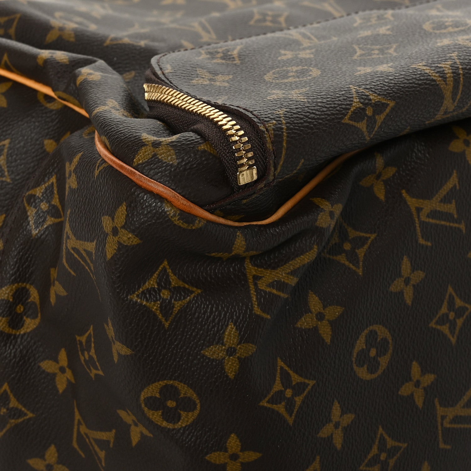 Louis Vuitton Monogram Evasion Sports Bag 7 of 12