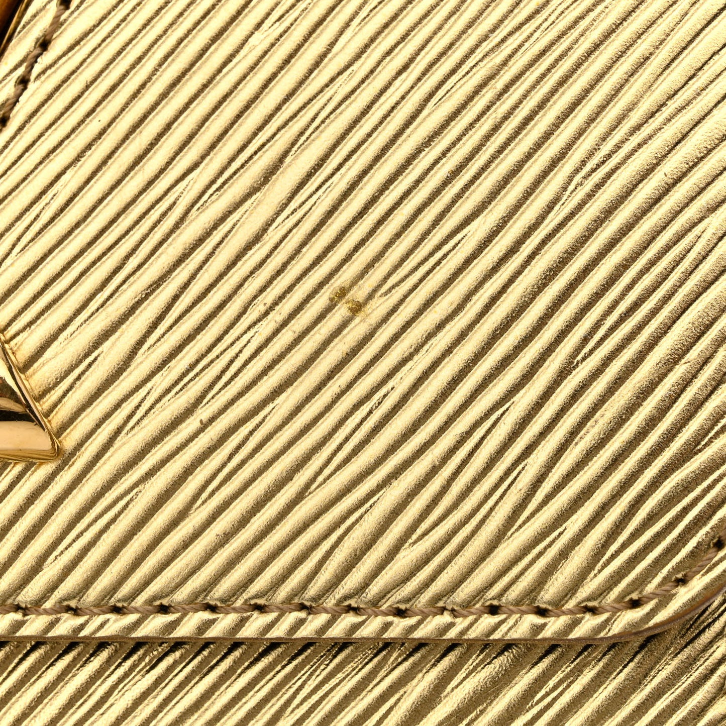 Epi Twist Shoulder Bag PM Gold