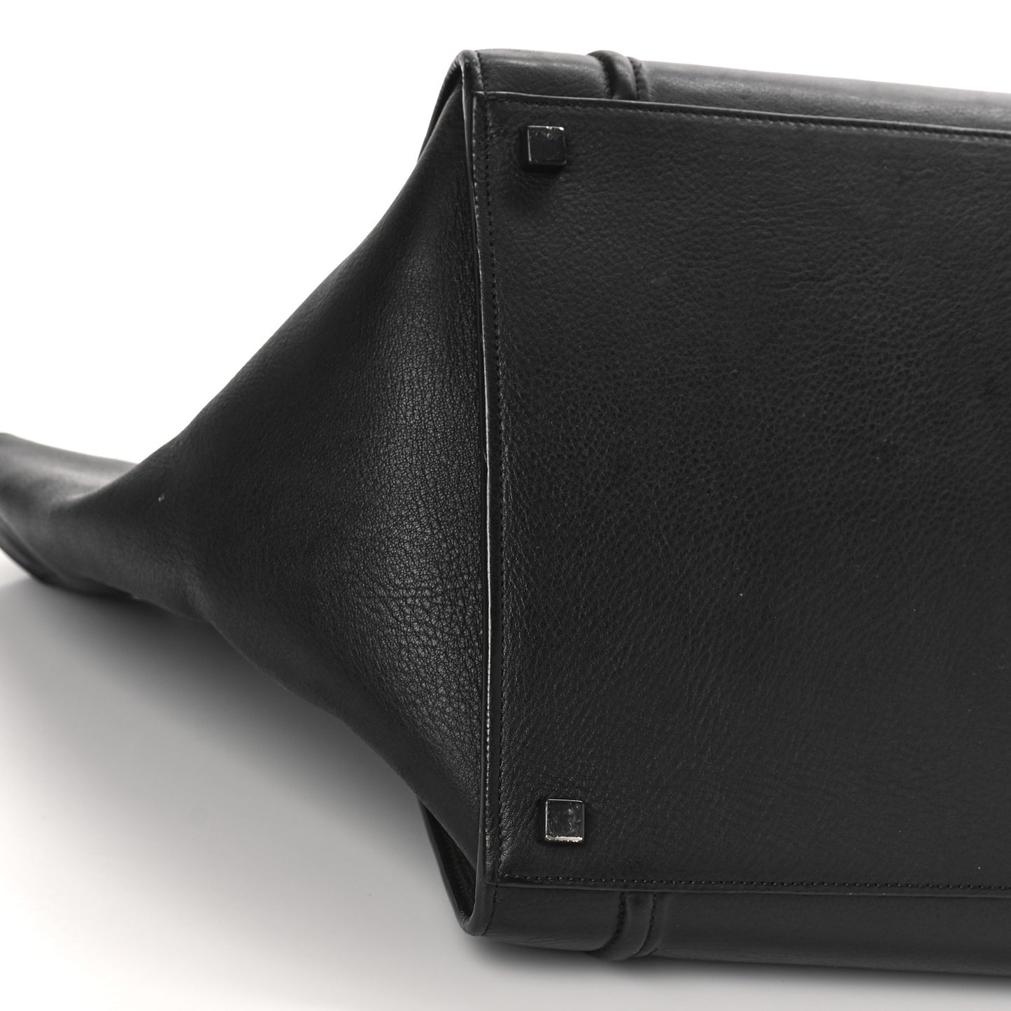 Supple Calfskin Medium Phantom Luggage Black