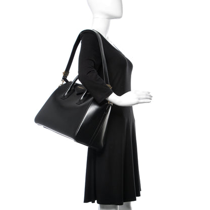Givenchy Shiny Lord Calfskin Medium Antigona Black 2 of 10