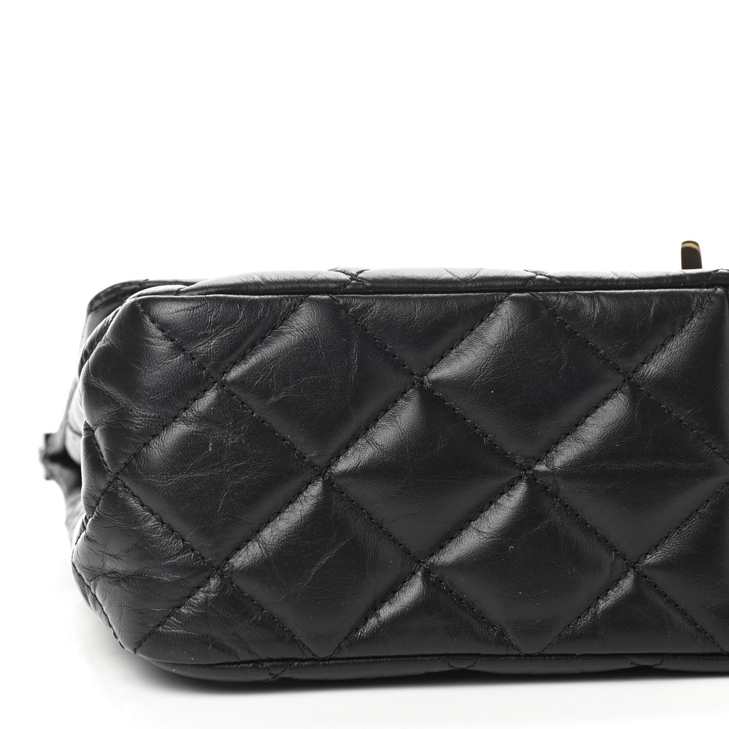 Aged Calfskin Quilted 2.55 Reissue 225 Hanger Flap Black