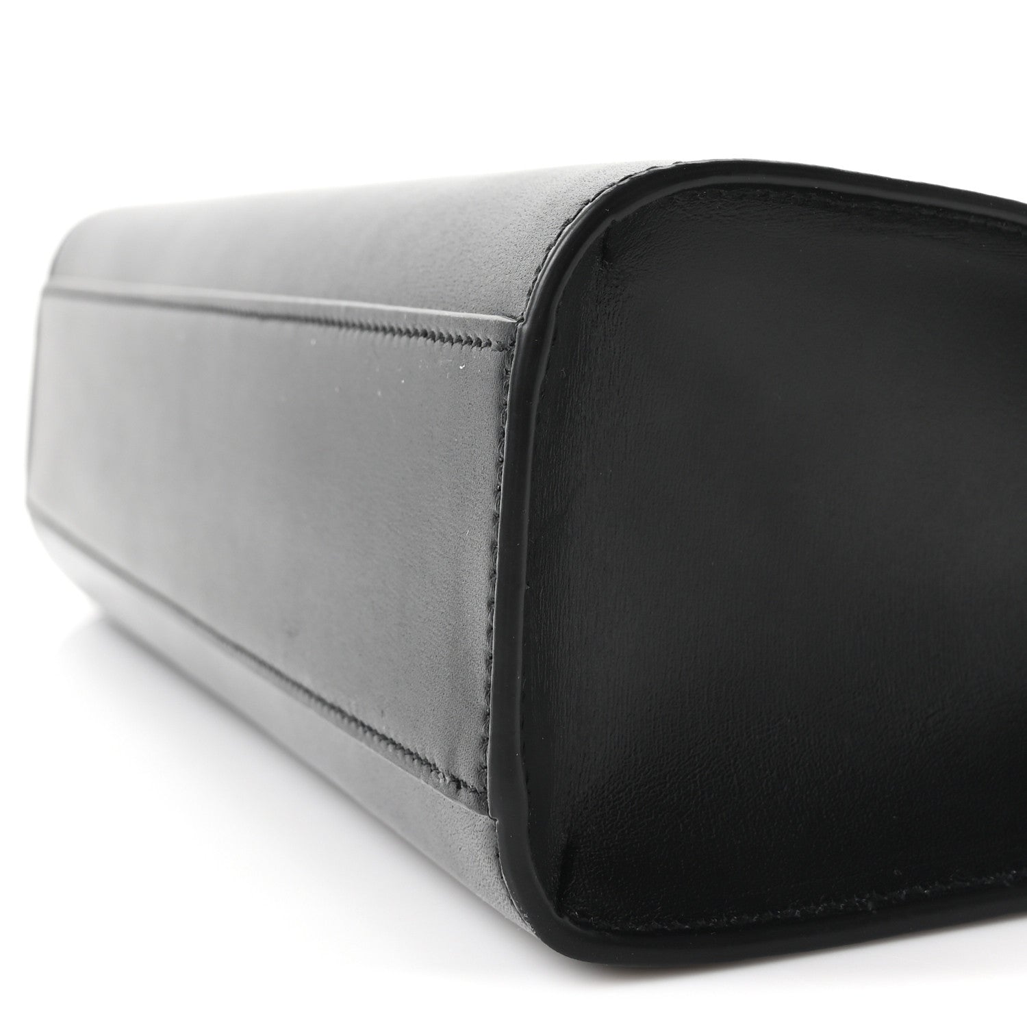 Saint Laurent Smooth Calfskin Manhattan Shoulder Bag Black 10 of 10