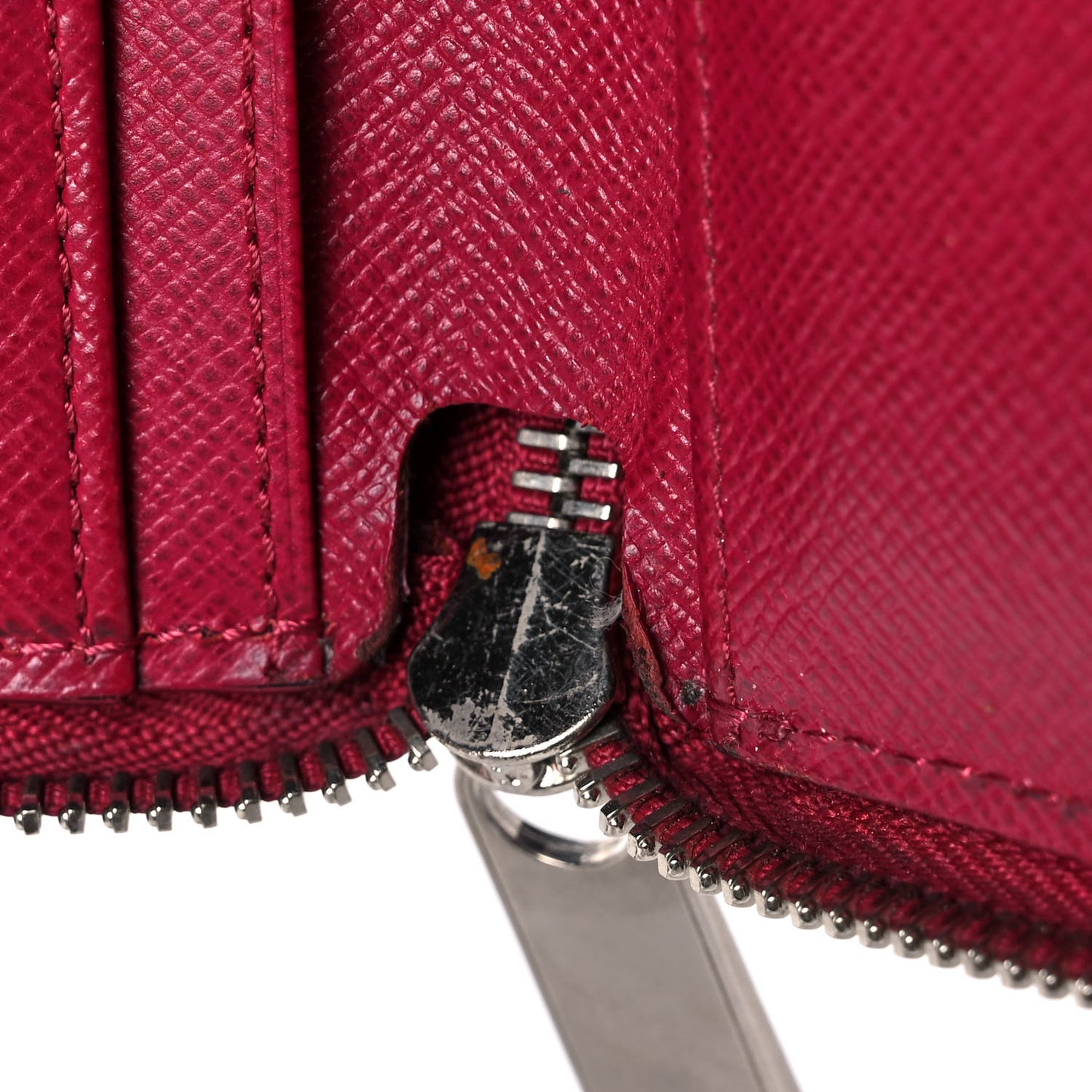 Epi Zippy Compact Wallet Fuchsia