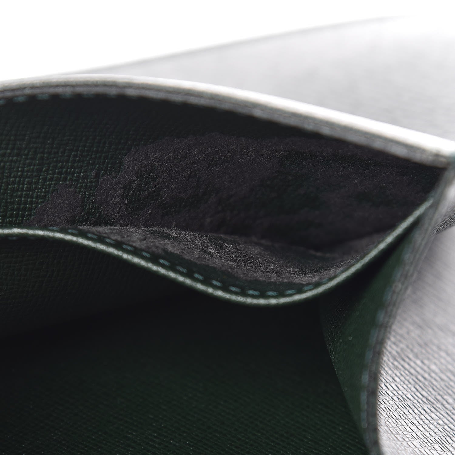 Louis Vuitton Taiga Pochette Belaia Epicea 12 of 16