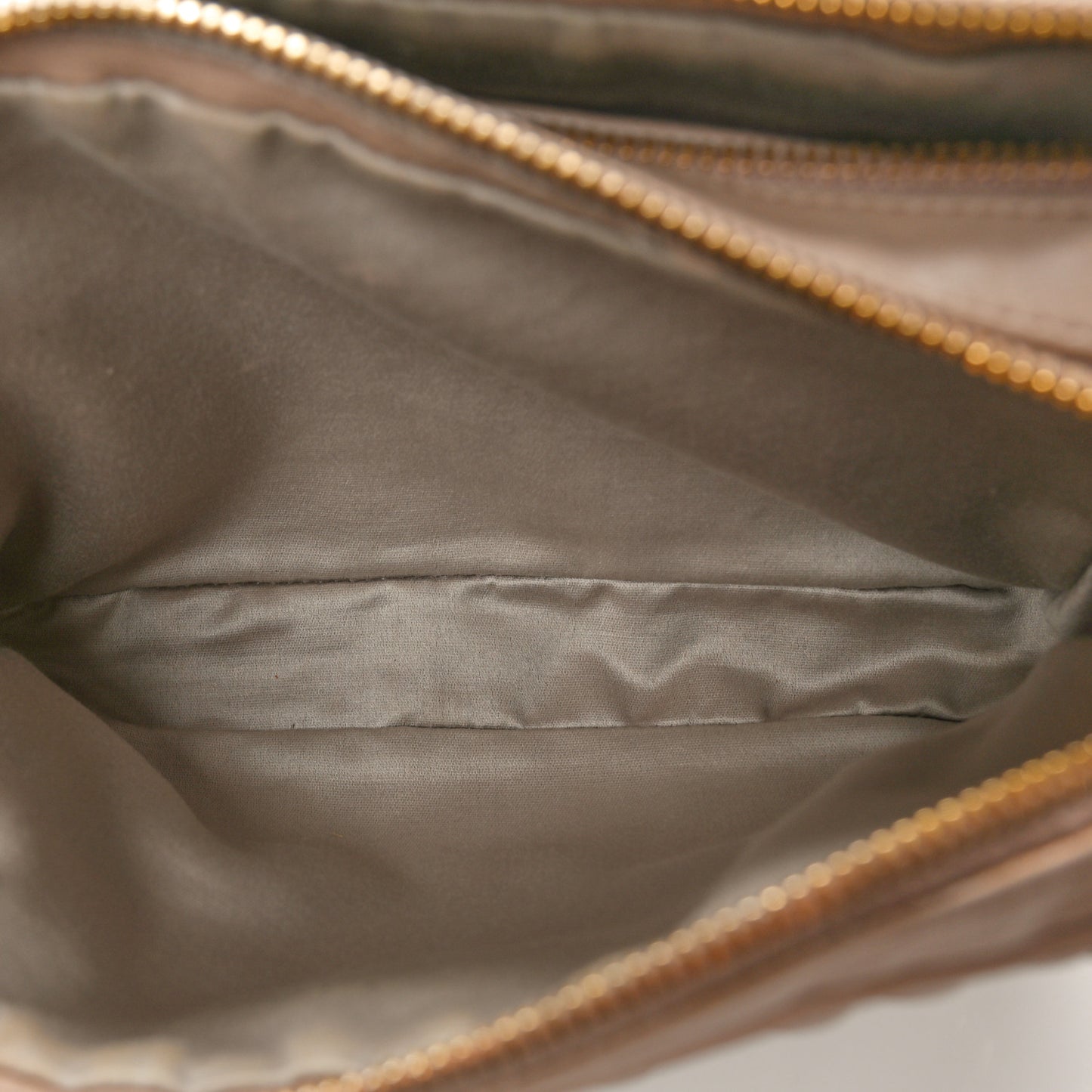 Nappa Matelasse Double Zip Shoulder Bag Cammeo