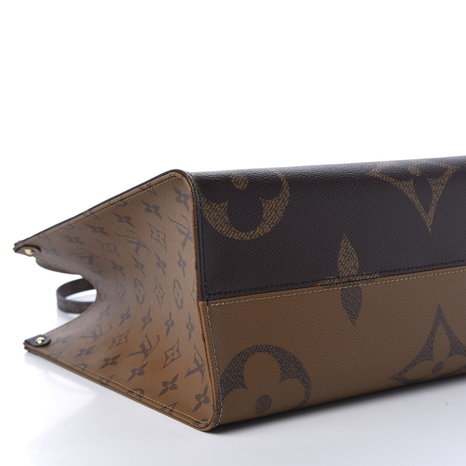 Louis Vuitton Reverse Monogram Giant Onthego MM 9 of 11