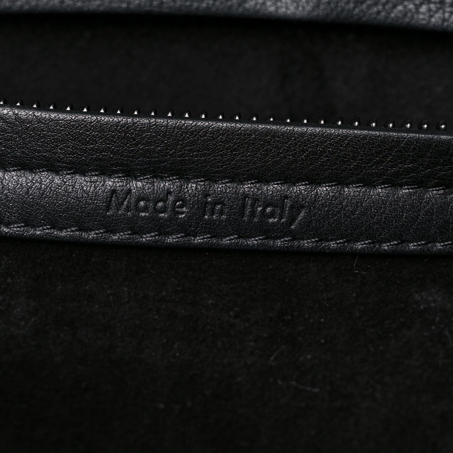 Grained Calfskin Medium Phantom Luggage Black