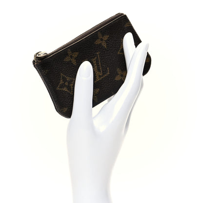Louis Vuitton Monogram Key Pouch 2 of 7