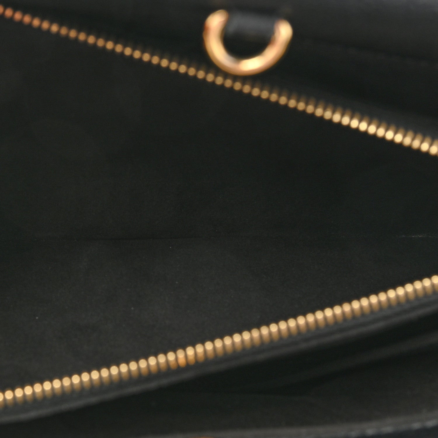 Louis Vuitton Monogram Venus Black 6 of 14