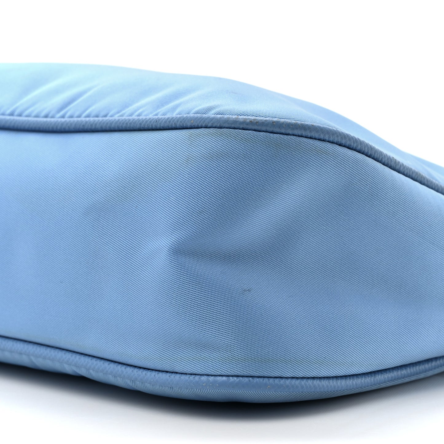 Nylon Re-Edition 2005 Shoulder Bag Pervinca