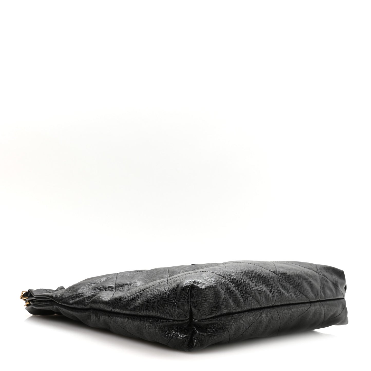 Shiny Caviar Quilted Monochrome Chanel 22 Black