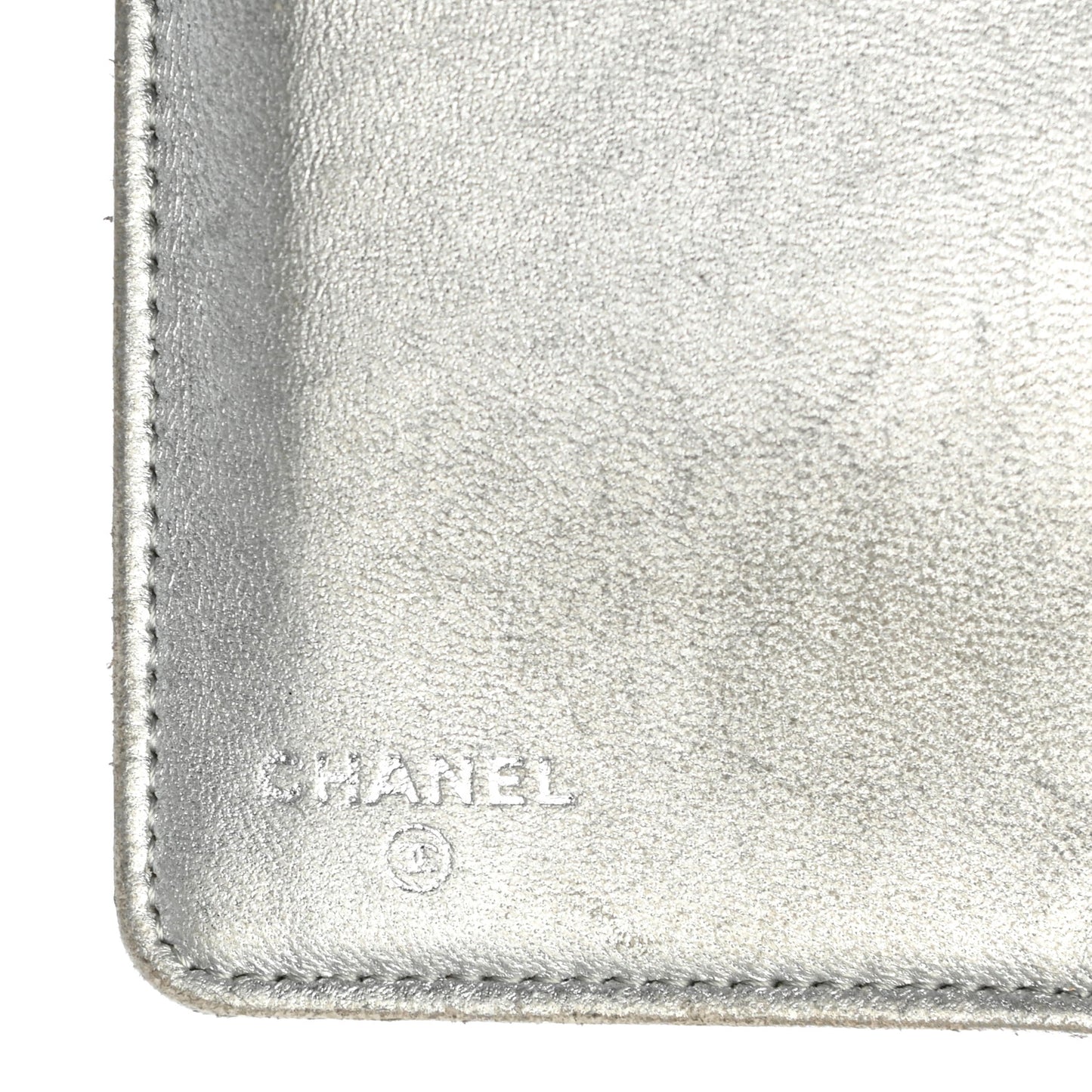 Metallic Lambskin Quilted Yen Wallet Silver