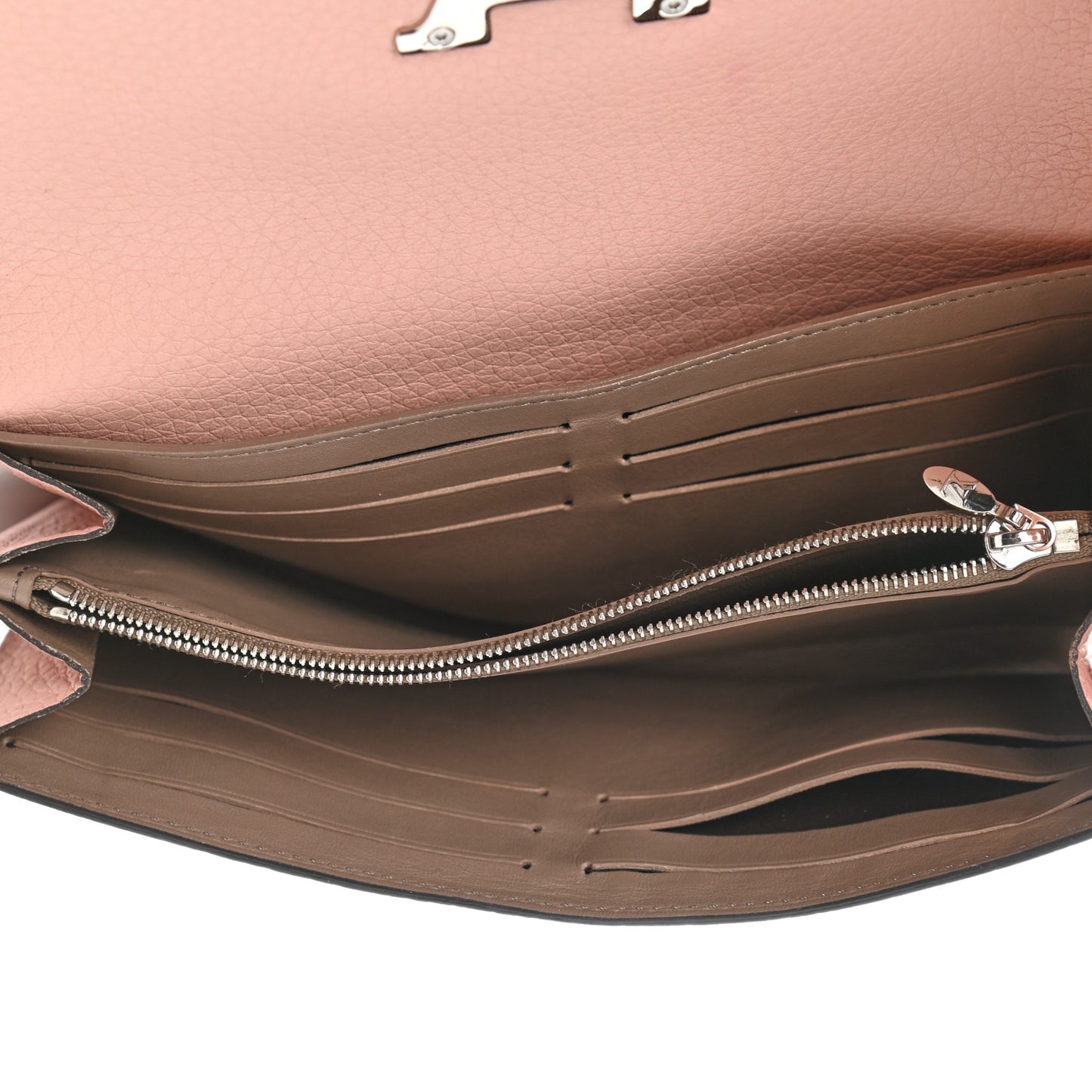 Taurillon Capucines Wallet Magnolia
